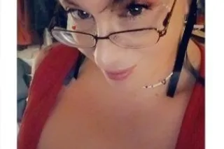 Happy Fucking Friday! Don'tcha wanna watch porn and fuck⁉! !Lets play!😈 on my knees hot mouth tight around your hard cock 🚫 Never any bs** NO DEPOSITS**no stress ** ❤❤ - Image 5