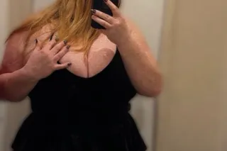 Sexy Snowbunny - Image 1