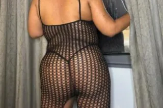 DISCREET BBW PARTY 💋🥳 GIRL COM... - Image 2