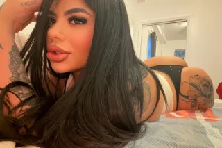 100%REAL LATIN GIRL - Image 3