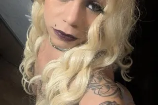 HAPPY HOLIDAYS ⛄ & MERRY CHRISTMAS 🎄 🎁 from BUSTY PUERTO RICAN BARBIE , - Image 9