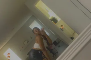 JUICYYY OUTCALL READY💦💦 - Image 4