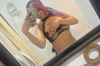 PRETTY FACE TREAT💦💦💦CLIENT'S F... - Image 2