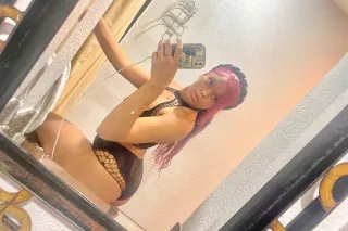 PRETTY FACE TREAT💦💦💦CLIENT'S F... - Image 3