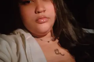 BigTitty Baddie incall alexsnd... - Image 1