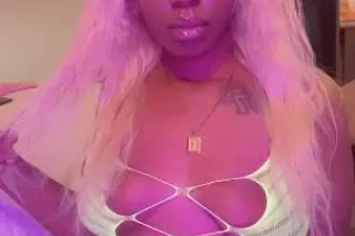 Brit ❤ - 24 - Image 2