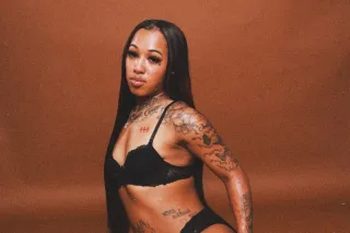 Sexy Redd 😍 - 24 - Image 4