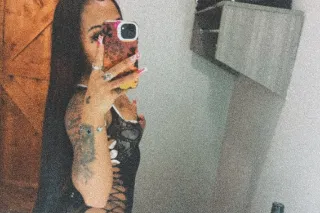 Sexy Redd 😍 - Image 8