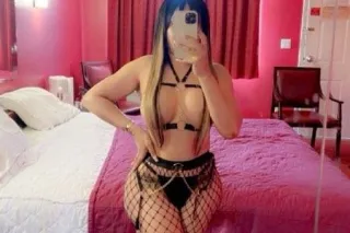 New New hot Latina 🔥 I do extr... - Image 1