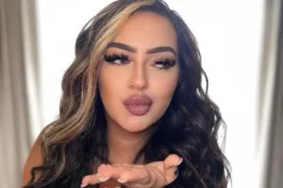 CUM SEE WHAT THE HYPE IS ABOUT 🥰 Every Winter has its Spring 🥳🎉 Your FAVORITE green eyed 👀 Snowbunny 🐰😏 - Image 7