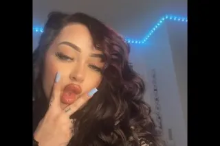 CUM SEE WHAT THE HYPE IS ABOUT 🥰 Every Winter has its Spring 🥳🎉 Your FAVORITE green eyed 👀 Snowbunny 🐰😏 - Image 8