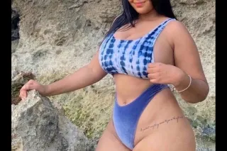 sexy hot latina ❤‍🔥in oc ready for a wild day/night💖❤‍🔥 - Image 1