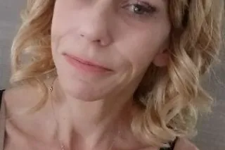 Skinny girl/ Pretty Pussy - 40 - Image 4