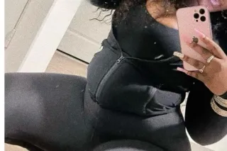 Hot EBONY Sexy Lady In TOWN NO... - Image 4