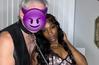 COME SEE ABOUT ME DADDY 😏 OUTC... - Image 2