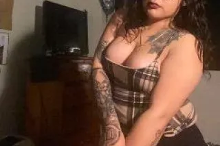 Petite Latina exotica - Image 5