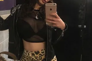 Gorgeous GLAM European 🥰💋 - Image 1