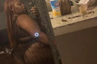 Exotic bubbles here houseplay cardates ft show and much more discreet fun😌📲100% recent and real footage of me - Image 3