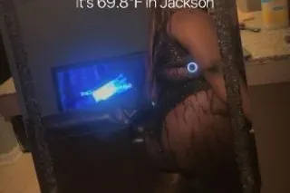 Exotic bubbles here houseplay cardates ft show and much more discreet fun😌📲100% recent and real footage of me - Image 4