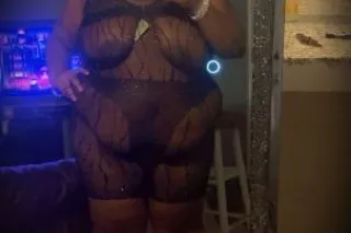 Exotic bubbles here houseplay cardates ft show and much more discreet fun😌📲100% recent and real footage of me - Image 1