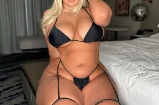 BLONDE BUNNIE 😍 BiG BoOTy HOT & WETT (.)(.) 💦 IN & OUT! - Image 11