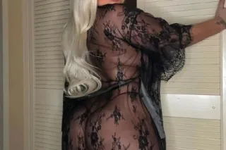 BLONDE BUNNIE 😍 BiG BoOTy HOT ... - Image 1