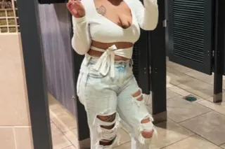 DANI AMOUR!!!✨A DRIZZLE OF THIS BUSTY CARAMEL TREAT WILL HAVE U COMING BACK FOR MORE!! ☺💕👑 - Image 3