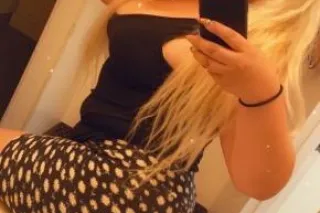 Big booty blonde 🍑 WATER WORKS💦💦REAL💯Ready now⏰ - Image 6