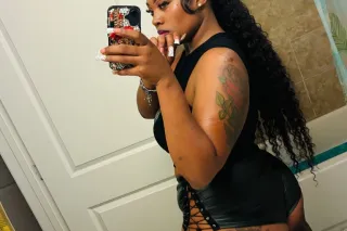 SEXYY STALLION 🥰💦👅 INCALL QV, HHR, AND FT SHOWS AVAILABLW NOW ‼🥰 JUICY SEXY PUSSY, WITH SLOPPY HEAD💦 IT DONT GET NO FREAKIER THAN ME ❤‍🔥 - Image 4