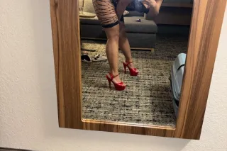 Young, wild, & a fee$$🥰🫴🏽💰OUTCALLS/CARFUN ONLY❗Available now 💋 - Image 7