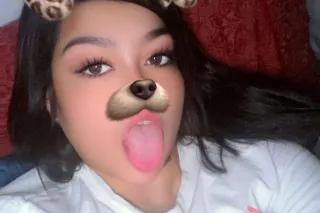 HOLA PAPI🍒 CUMM SCORE A TOUCHDOWN 💦 - Image 1