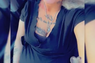 SUPER PREGGO IM HOT N READY IN ALTON ILLINOIS 8 MONTHS PREGNANT SUPER SOAKER - Image 11