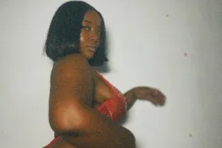 Sexiest Chocolate Juicest Pussy Plus💋💋😩 - Image 2