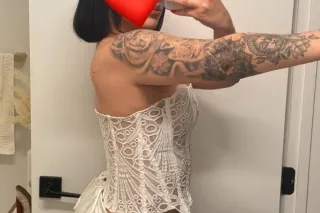 Hot latina waiting for u papi ... - Image 2