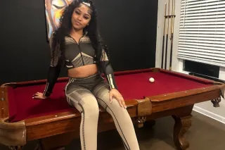 100% REAL! Slim Thick Fun Girl 🥰💕💦 - Image 1