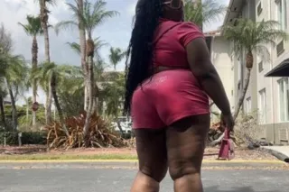 NEW THICK WET JUICY PUSSY BBW ... - Image 2