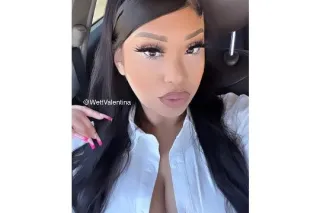 Latina Beauty 💕 Top Tier Compa... - Image 1