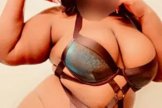 ✨Chocolate Naughty Freak🍫 Creamy Squirter 💦 INCALL Available NOW 💋 - Image 5