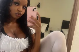 slim thick west african goddes... - Image 1