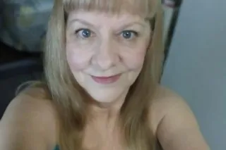 Queen of the Gum Job! - 62 - Image 1