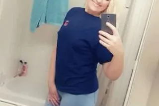 Cum start your day with the ha... - Image 1