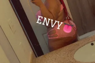 HEAD DATES ONLY 😌📲THE REAL AWE... - Image 2