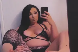 LAST NIGHT IN TOWN 🍦! 𝐓𝐇𝐈𝐂𝐊 ᴀɴᴅ 𝐏𝐑𝐄𝐓𝐓𝐘 🦋😋💦αναιℓαвℓє NASTY PLAYFUL BADDIE 😛💦🦋 - Image 6