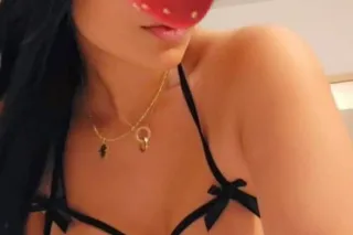 🍑Hola amor Latina nueva en la zona 💃Joven, bonita y cariosa 💋 mis servicios es 💯 garantizado 😈agradable y discreto ✨ - Image 2