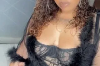 Sexy Thick Mami👅 Available Now... - Image 3