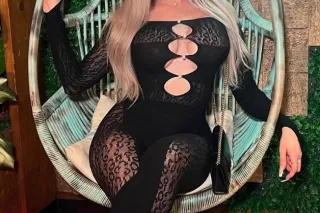 LATINA SEXY - Image 1