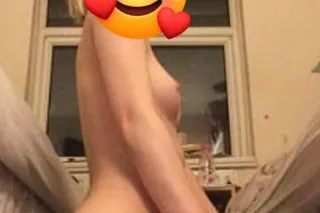 💯💦💦No Condom💋Pretty wett Girl ... - Image 2