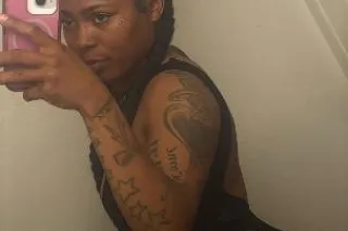 outcalls 💦 available now - Image 5