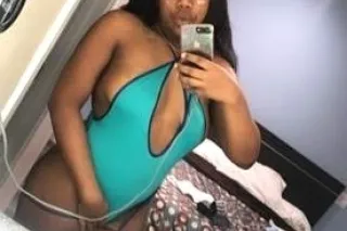 Tow girls available For✅💕Incall💕Outcall🍑 video content sell💕Car date💕Hotel Fun💕24/7 ✅ - Image 3