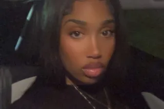 Portlands Fave Thick Booty Bab... - Image 1